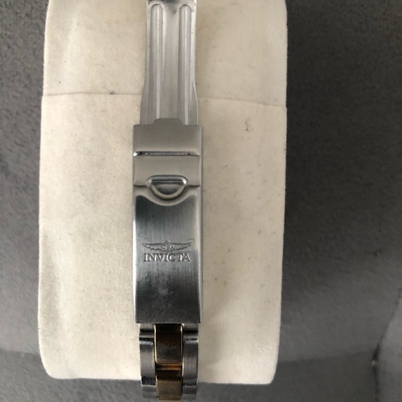 Women’s Invicta Professional Dive Water Resistant Blue Gold  and Silver Watch - Picture 3 of 6